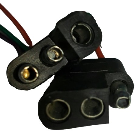 Conector Universal 3 Vias Tipo Magneto Macho-Hembra Dodge